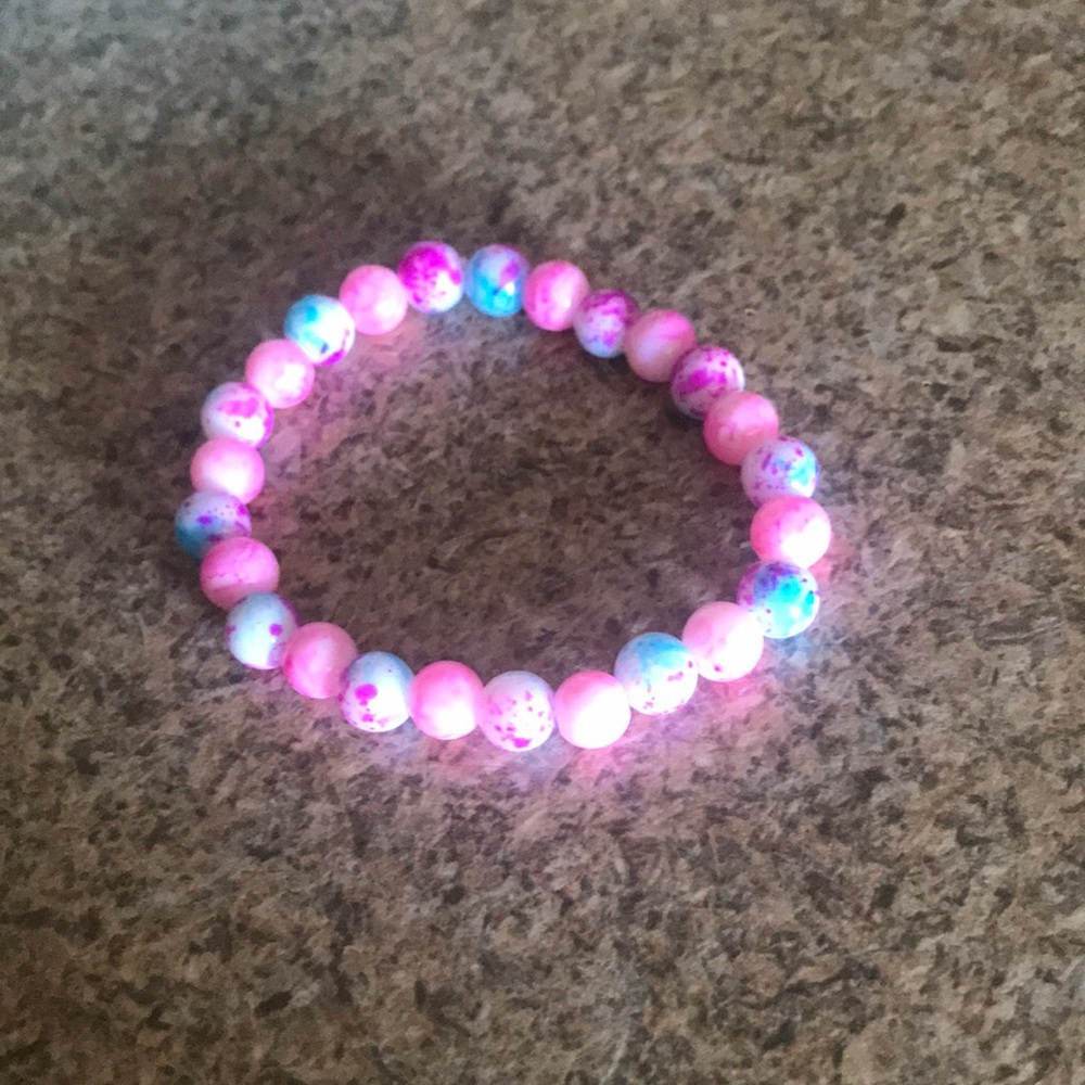 Homemade glass bead bracelet!